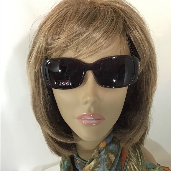 Gucci Accessories - GUCCI 3026S Women’s Plastic Sunglasses NWOT